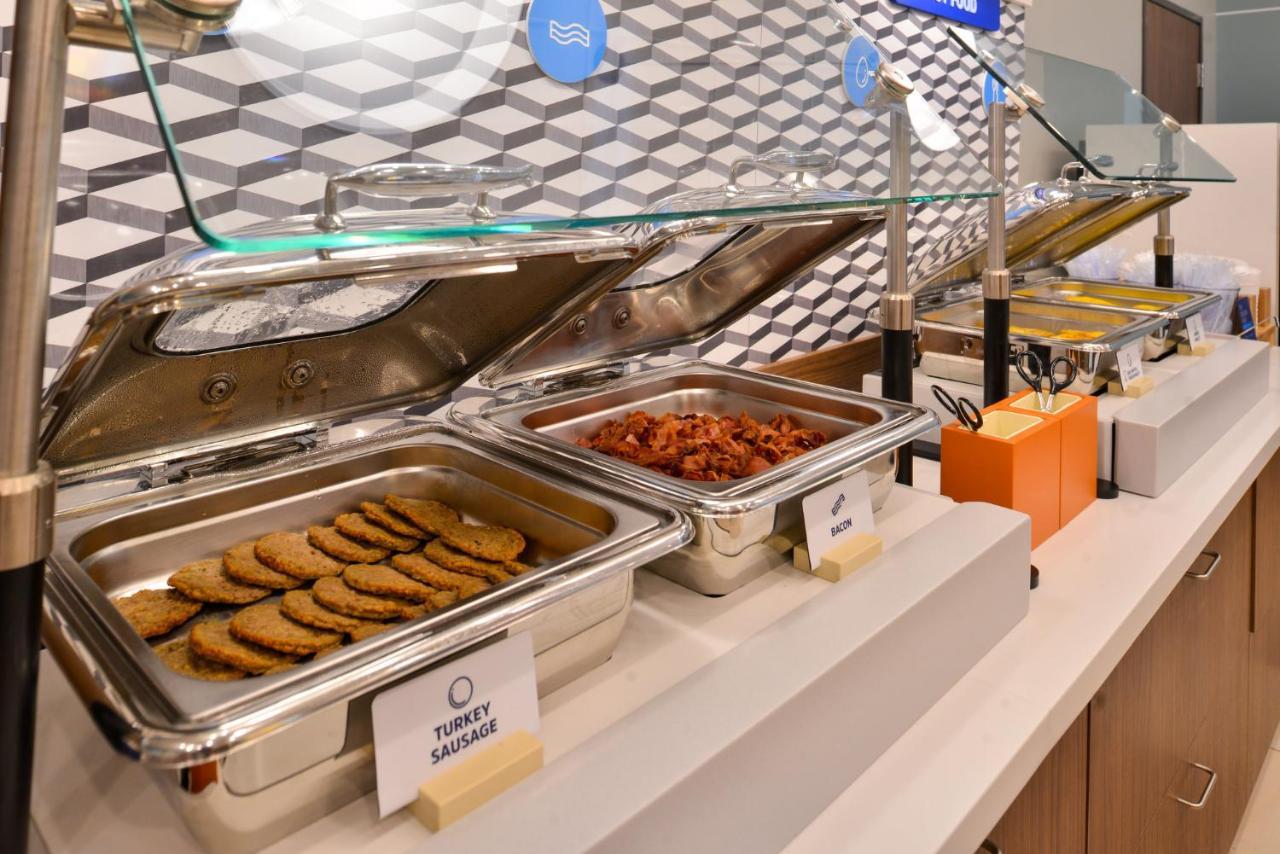 Holiday Inn Express & Suites - Austin - Manor By Ihg Bagian luar foto