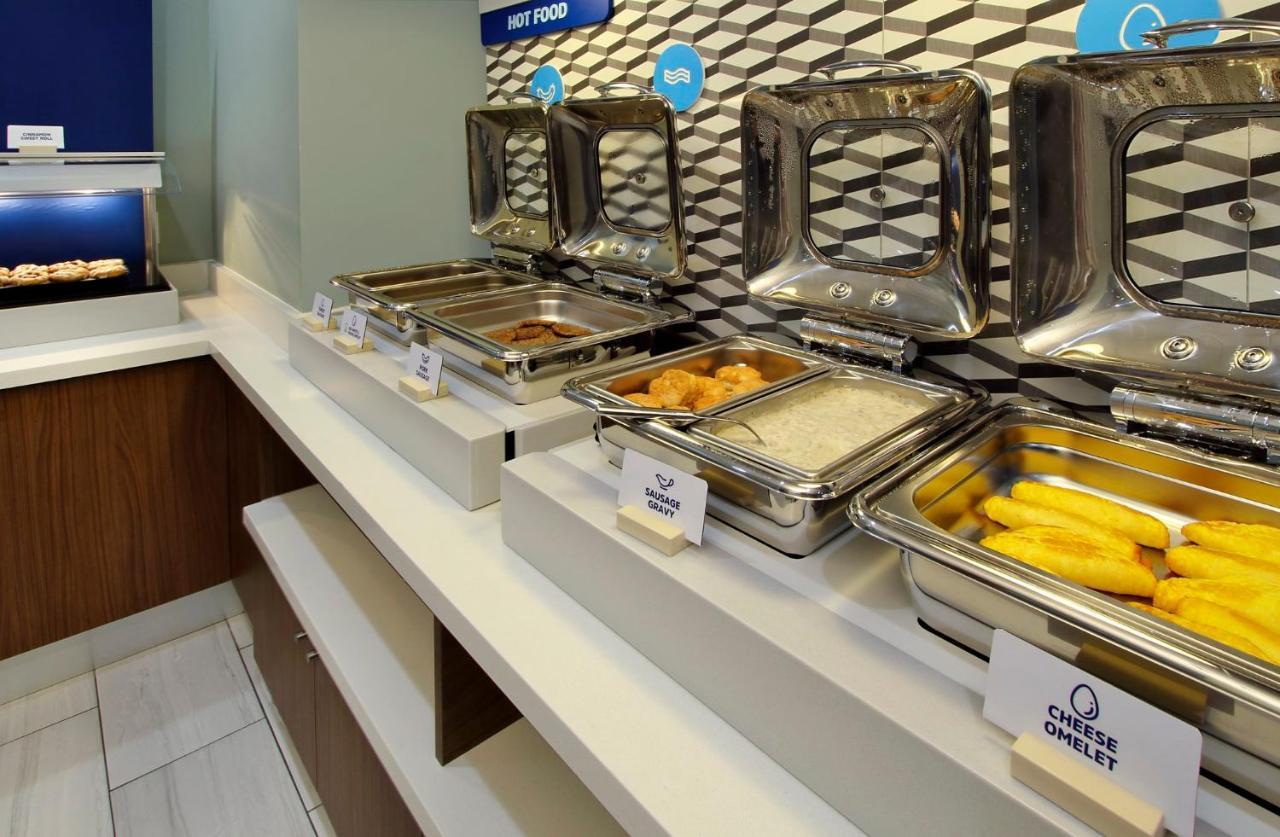 Holiday Inn Express & Suites - Austin - Manor By Ihg Bagian luar foto